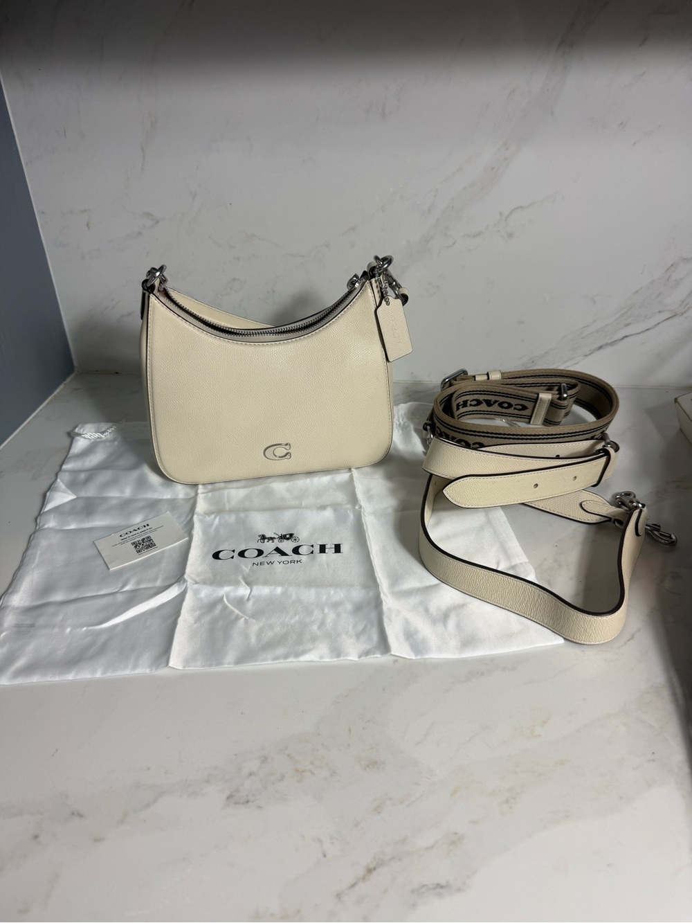 COACH Crossgrain leather small hobo crossbody bag - White NWT - Picture 16 of 16